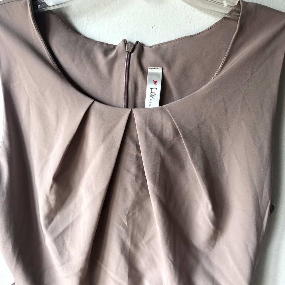 Dress - Picture 10 of 14